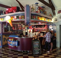 Cruzin' in the 50's Diner - Tourism Canberra