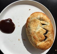 Devil's Den Cafe and Takeaway - Tourism Canberra