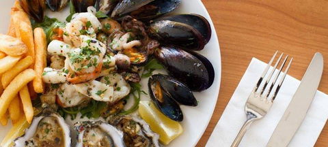 Voro Restaurant And Pizzeria - Tourism Canberra 1