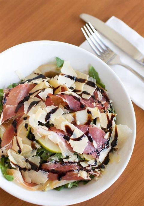Voro Restaurant And Pizzeria - Tourism Canberra 8