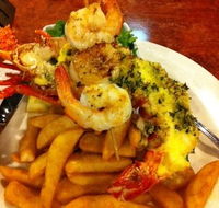 The Cray Seafood  Grill Restaurant - Tourism Canberra