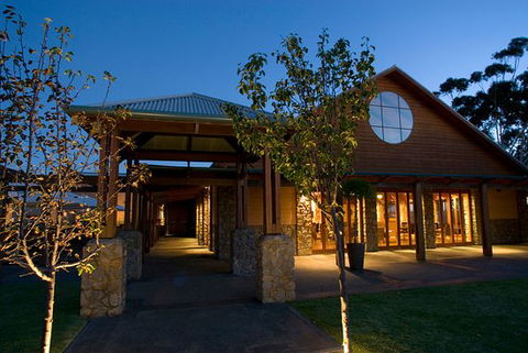 Xanadu Restaurant - Tourism Canberra 0
