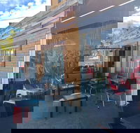 Cafe on Hedges - Tourism Canberra