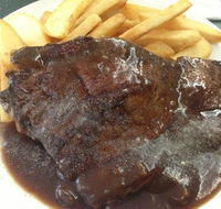 Treetops Tavern - Tourism Canberra