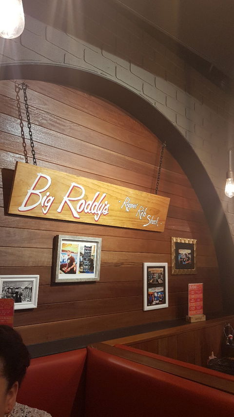 Big Roddy's Rippin' Rib Shack - Tourism Canberra 5