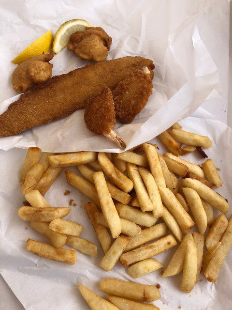 Essence Coolum Seafood - Tourism Canberra 3