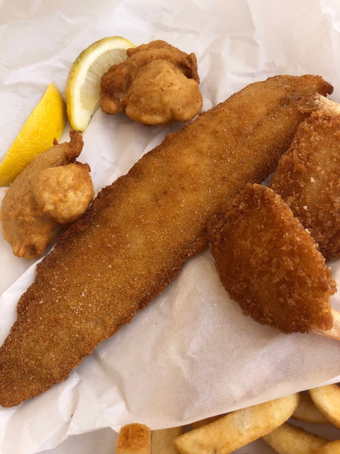 Essence Coolum Seafood - Tourism Canberra 4