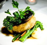 Harry's Restaurant and Redford Bar - Tourism Canberra
