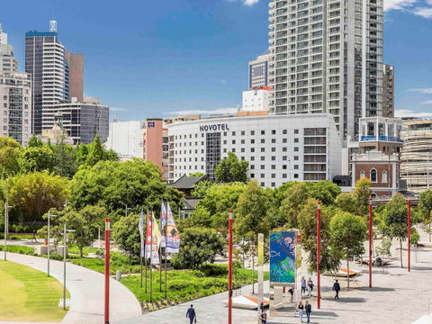 Novotel Sydney Darling Square - Tourism Canberra 1