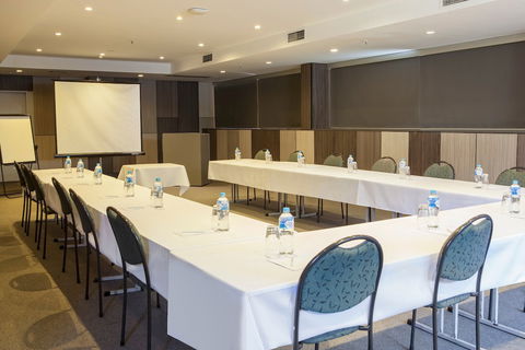 Metro Aspire Hotel Sydney - Tourism Canberra 13