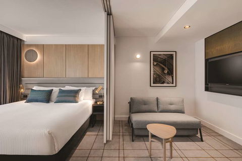Vibe Hotel Sydney Darling Harbour - Tourism Canberra 13
