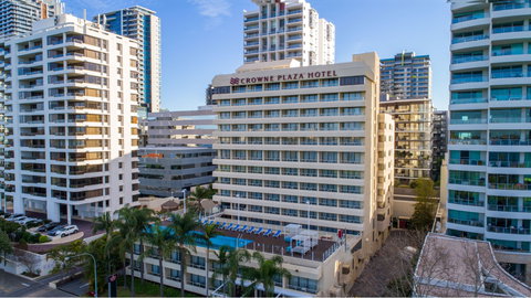 Crowne Plaza Perth - Tourism Canberra 1