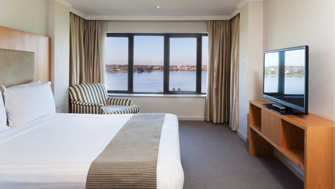 Crowne Plaza Perth - Tourism Canberra 14
