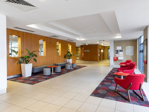 Mercure Brisbane Garden City - Tourism Canberra 4