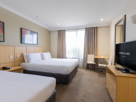 Mercure Brisbane Garden City - Tourism Canberra 7