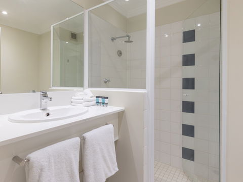 Mercure Brisbane Garden City - Tourism Canberra 10
