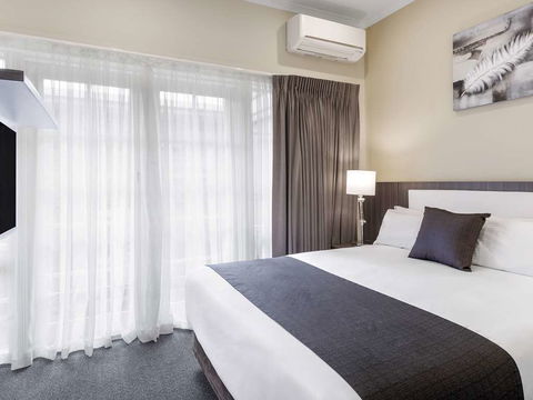 Quality Hotel Melbourne Airport - Tourism Canberra 6