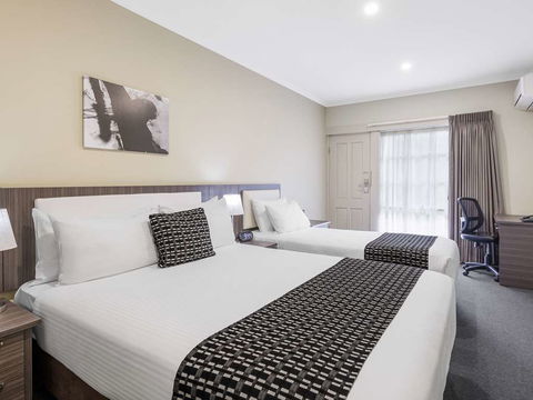 Quality Hotel Melbourne Airport - Tourism Canberra 10