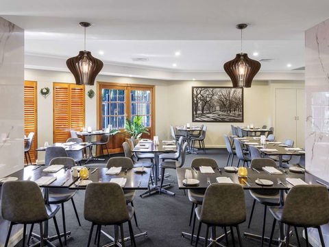Quality Hotel Melbourne Airport - Tourism Canberra 14