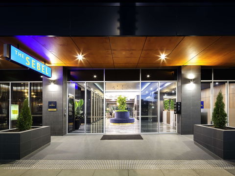 The Sebel Canberra Civic Hotel - Tourism Canberra 3