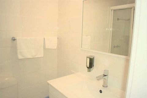 Best Western Parkside Motor Inn - Tourism Canberra 12