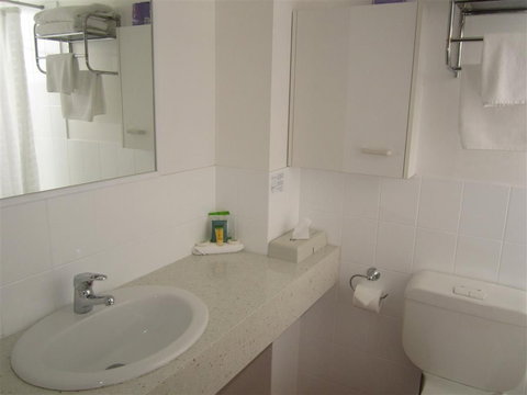 Best Western Parkside Motor Inn - Tourism Canberra 13