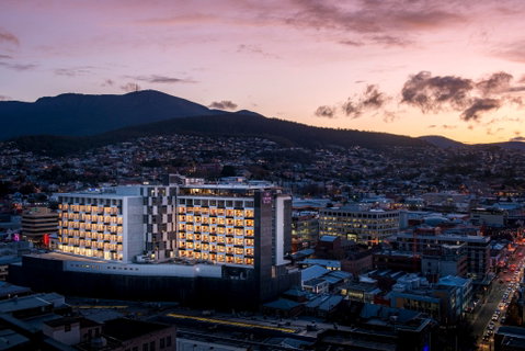 Crowne Plaza Hobart - Tourism Canberra 0