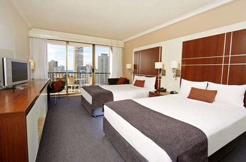 Mantra on View Hotel Surfers Paradise - Tourism Canberra 6