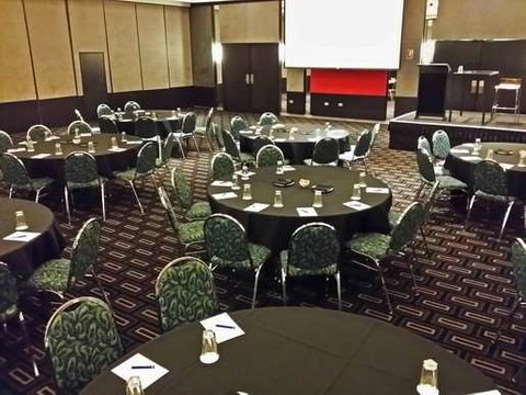 Mantra on View Hotel Surfers Paradise - Tourism Canberra 10