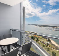 Meriton Suites Southport - Tourism Canberra
