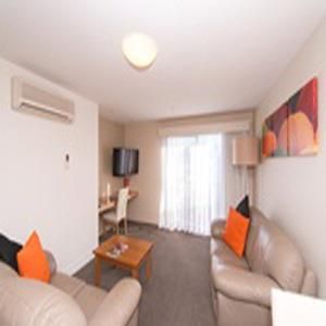 The Old Woolstore Apartment Hotel - Tourism Canberra 4
