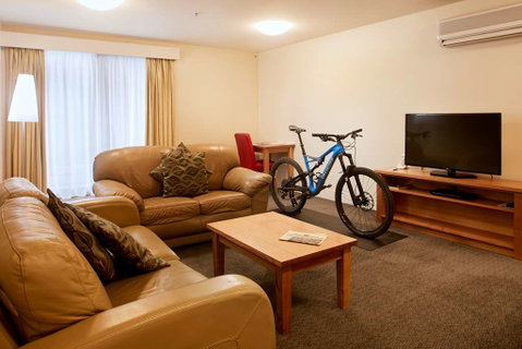 The Old Woolstore Apartment Hotel - Tourism Canberra 15
