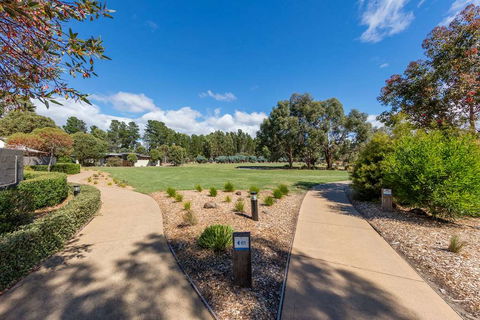 Club Wyndham Seven Mile Beach-Trademark - Tourism Canberra 1