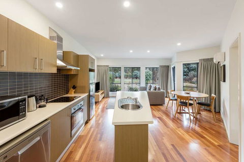 Club Wyndham Seven Mile Beach-Trademark - Tourism Canberra 4