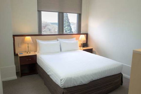 Mantra One Sandy Bay Road - Tourism Canberra 8