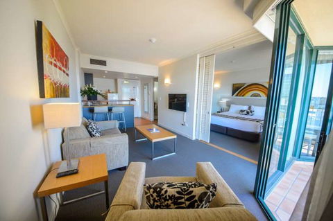 Central Cosmo Apartments - Tourism Canberra 4
