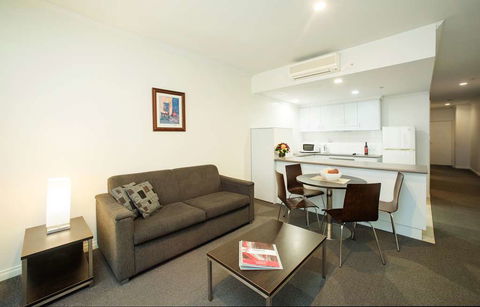 Franklin Central Apartments - Tourism Canberra 3