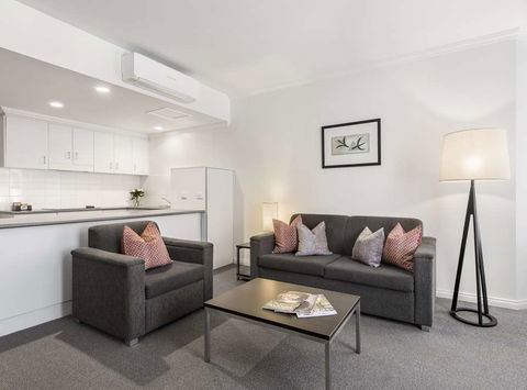 Franklin Central Apartments - Tourism Canberra 9