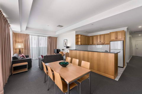 Franklin Central Apartments - Tourism Canberra 10