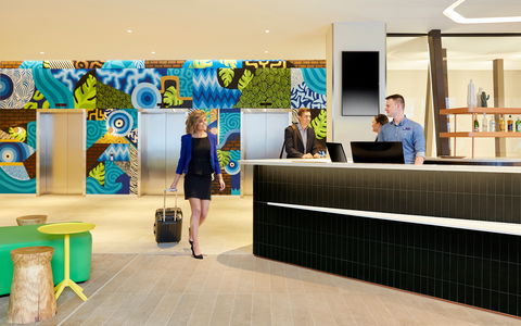 Holiday Inn Express Adelaide City Centre - Tourism Canberra 2