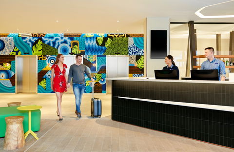 Holiday Inn Express Adelaide City Centre - Tourism Canberra 5
