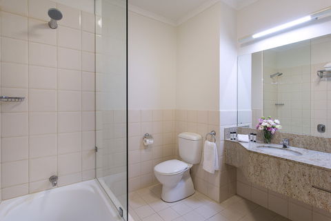 Hotel Grand Chancellor On Currie - Tourism Canberra 7