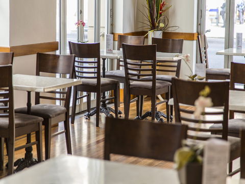 Hotel Grand Chancellor On Currie - Tourism Canberra 9