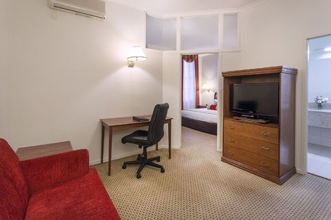 Hotel Grand Chancellor On Currie - Tourism Canberra 12