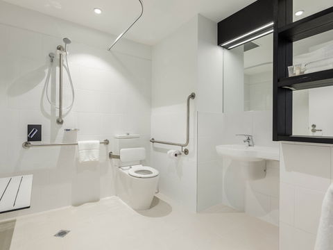 Ibis Adelaide - Tourism Canberra 4