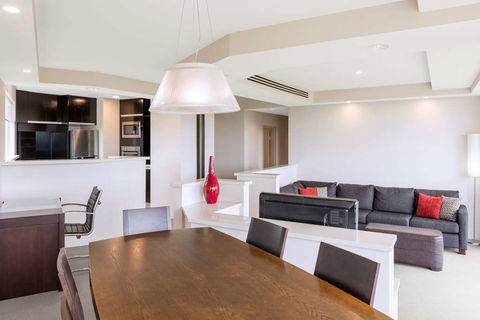 RACV Royal Pines Resort - Tourism Canberra 13