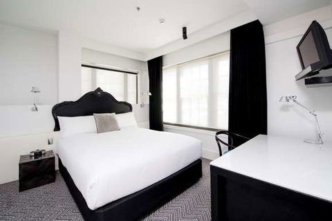 Peppers Gallery Hotel, Canberra - Tourism Canberra 4