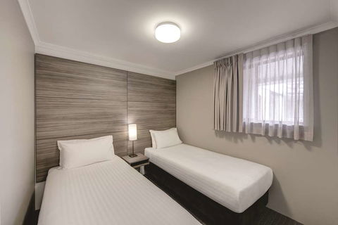 Adina Serviced Apartments James Court - Tourism Canberra 6