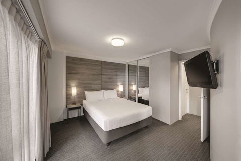 Adina Serviced Apartments James Court - Tourism Canberra 13