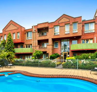 Comfort Apartments Royal Gardens - Tourism Canberra